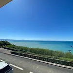Studio Moderne Avec Vue Ocean, Wifi, Parking A Biarritz - Fr-1-239-1040